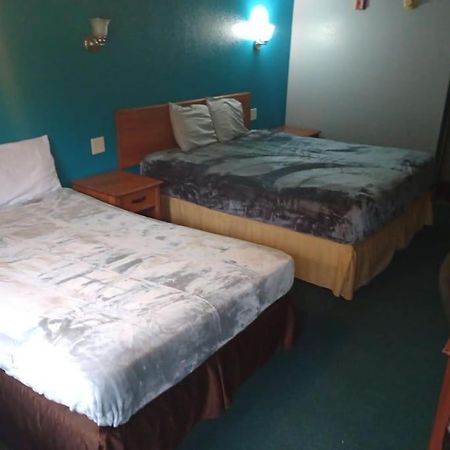 Hotel 2 Double Bed Studio 109 & Hot Tub Ливингстон Экстерьер фото